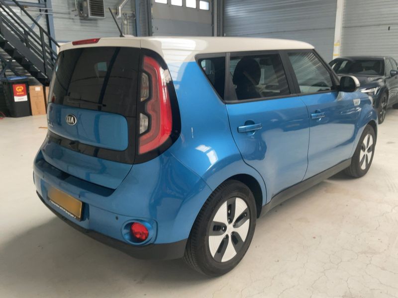 Kia Soul electric drive 81 kW EV — zdjęcie 6