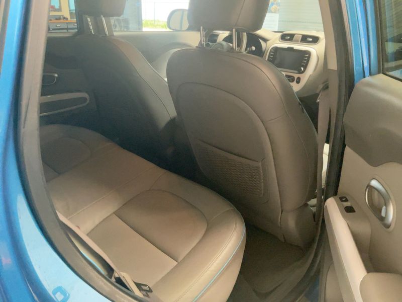 Kia Soul electric drive 81 kW EV — zdjęcie 14