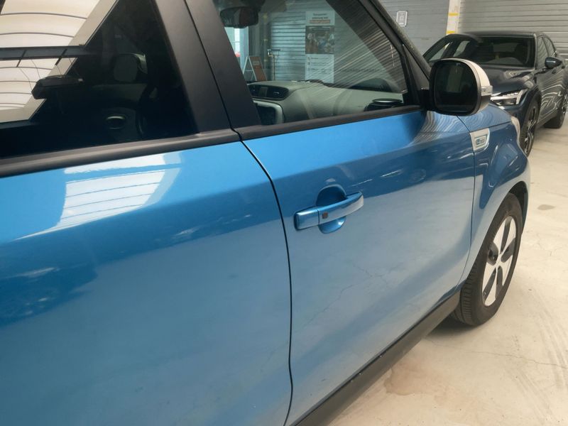 Kia Soul electric drive 81 kW EV — zdjęcie 7