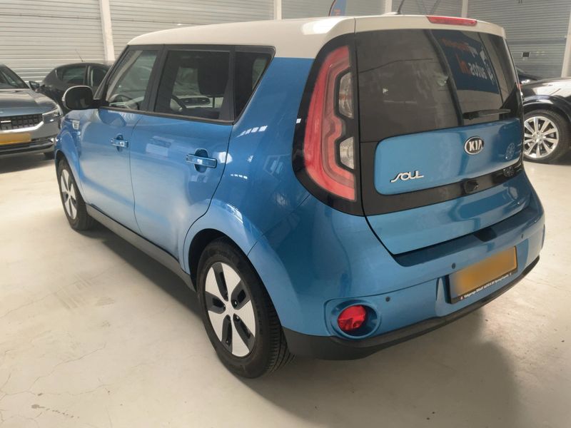 Kia Soul electric drive 81 kW EV — zdjęcie 3