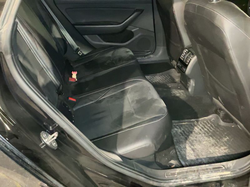 Volkswagen Arteon 2.0 TDI R-Line 4Motion — zdjęcie 14