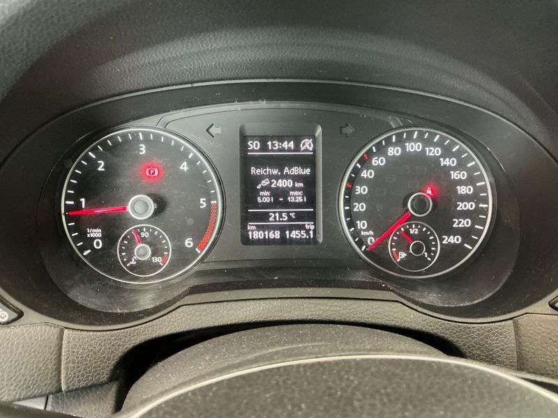 Volkswagen Sharan 2.0 TDI Comfortline BlueMotion Tech — zdjęcie 13