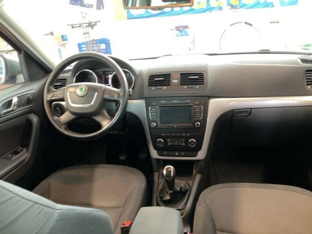 Skoda Yeti 1.8 TSI Ambition Plus Edition 4x4 2011 – снимка 18