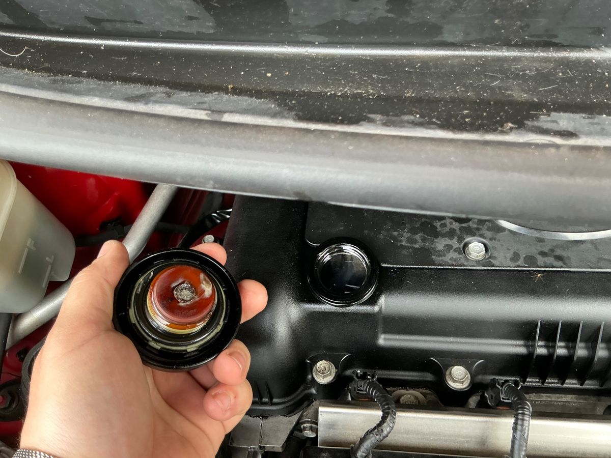 Kia Venga 2011 — photo 23