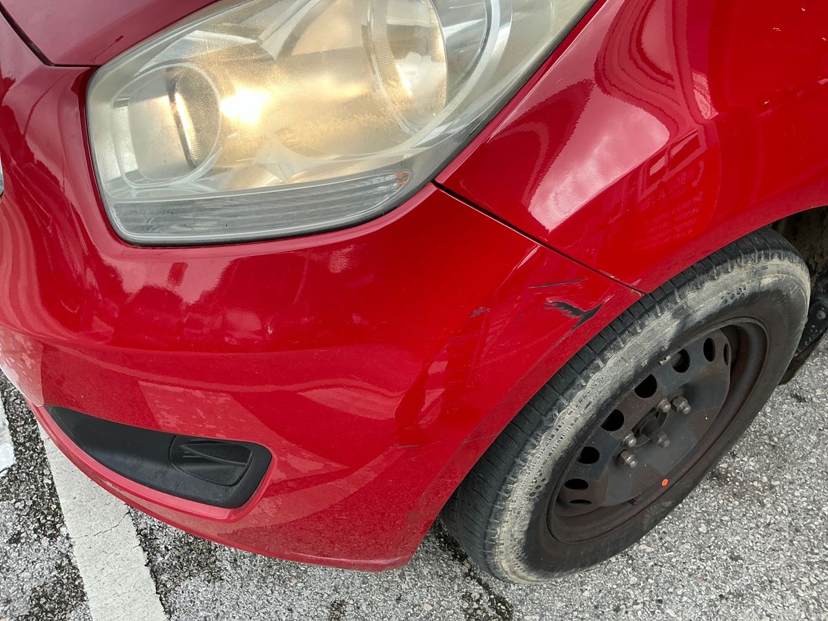 Kia Venga 2011 — photo 3