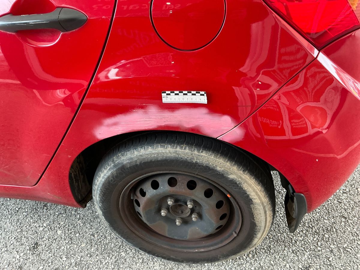 Kia Venga 2011 — photo 42
