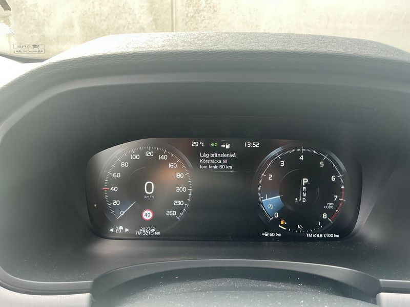 Volvo V90 2.0 T5 Momentum — zdjęcie 13
