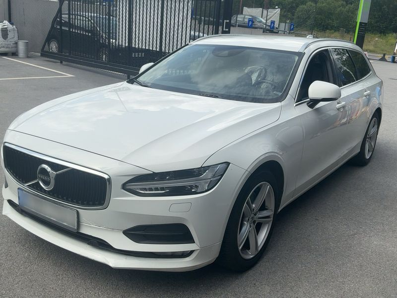 Volvo V90 2.0 T5 Momentum