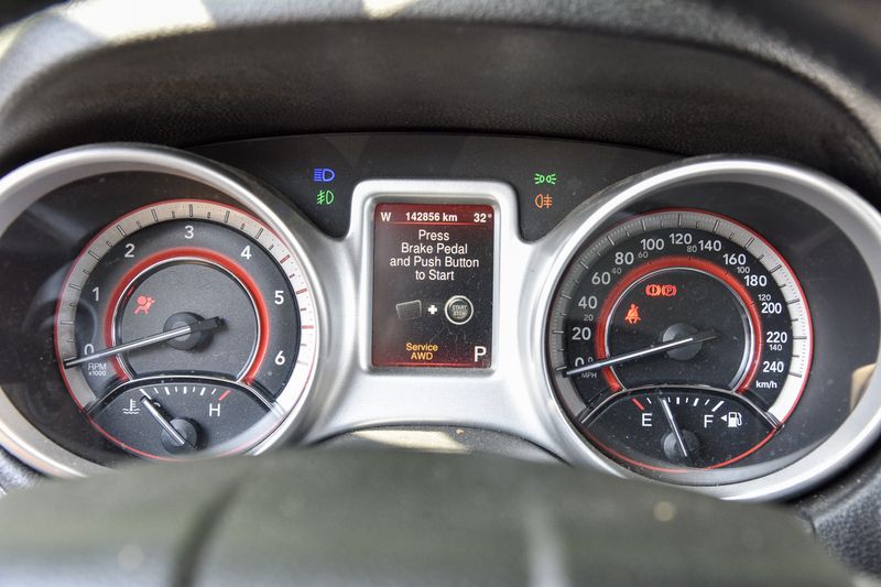 Fiat Freemont 2.0 Multijet Lounge 4WD — zdjęcie 12