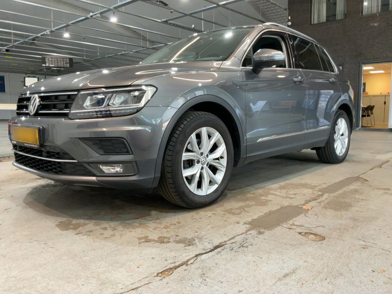 Volkswagen Tiguan 1.4 TSI ACT Highline BlueMotion Tech 2017 – снимка 2