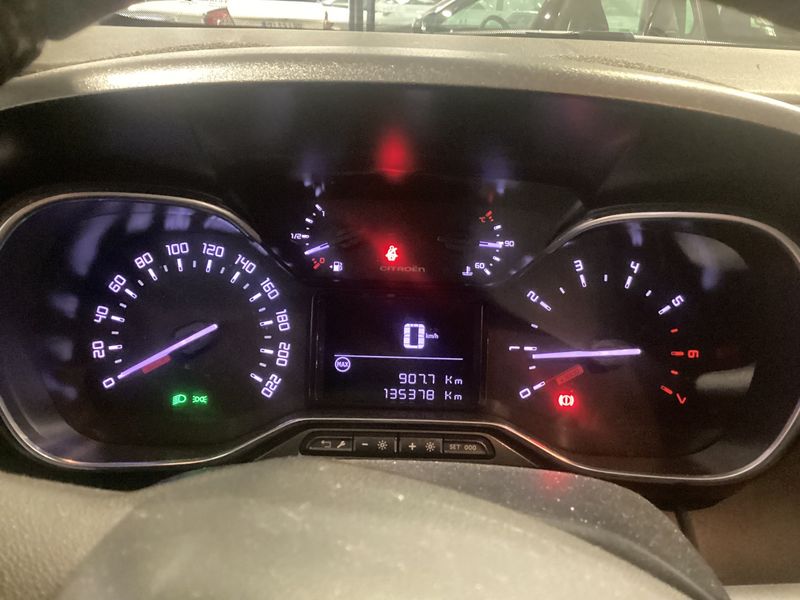 Citroen C3 Aircross 1.5 Blue-HDi Rip Curl — zdjęcie 13