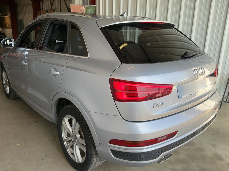 Audi Q3 2.0 TDI S line — zdjęcie 3
