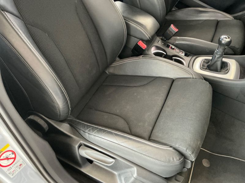 Audi Q3 2.0 TDI S line 2016 – снимка 25