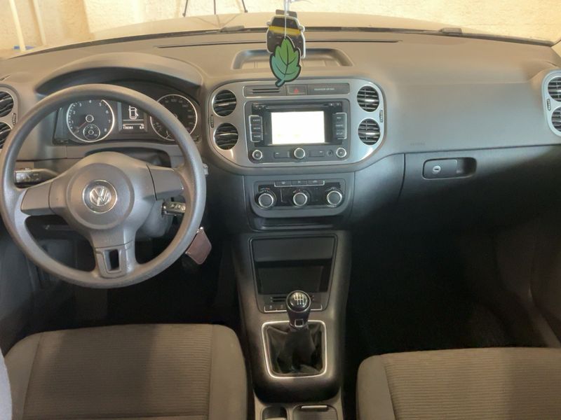 Volkswagen Tiguan 1.4 TSI Sport & Style BlueMotion Tech — zdjęcie 12