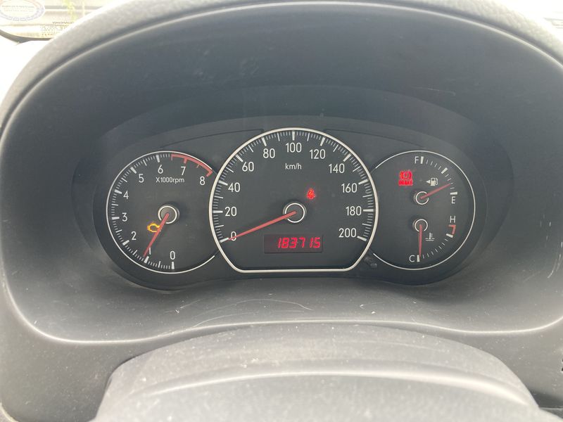 Fiat Sedici 1.6 Dynamic 4x4 — zdjęcie 12