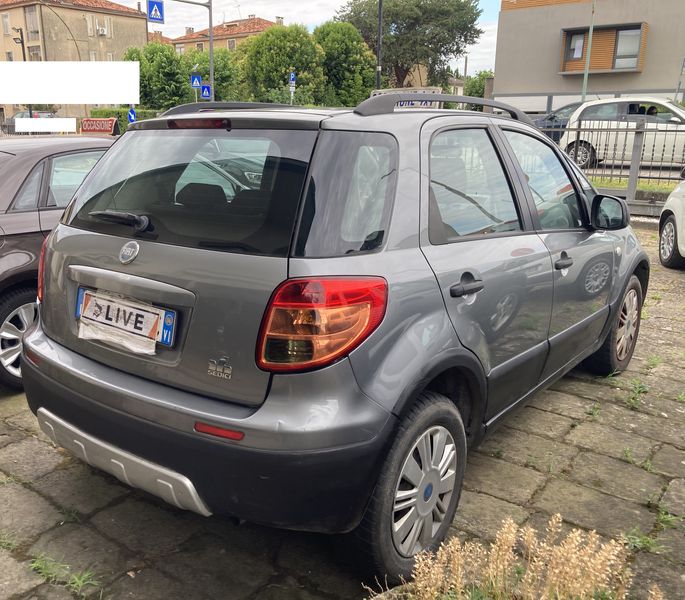 Fiat Sedici 1.6 Dynamic 4x4 — zdjęcie 5