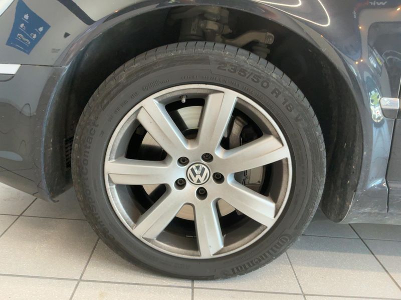 Volkswagen Phaeton 3.0 V6 TDI 4Motion 2015 – снимка 3