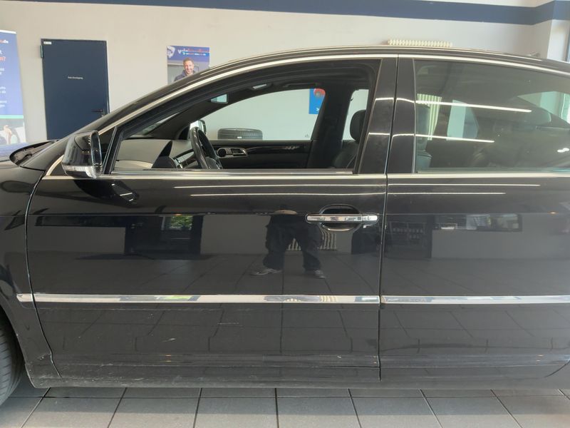 Volkswagen Phaeton 3.0 V6 TDI 4Motion — zdjęcie 4