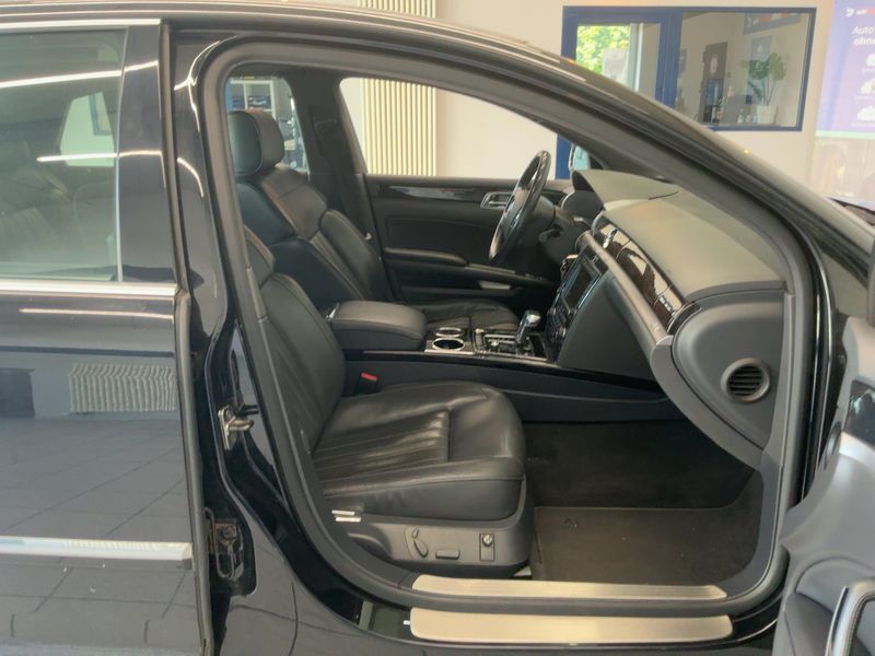 Volkswagen Phaeton 3.0 V6 TDI 4Motion — zdjęcie 11