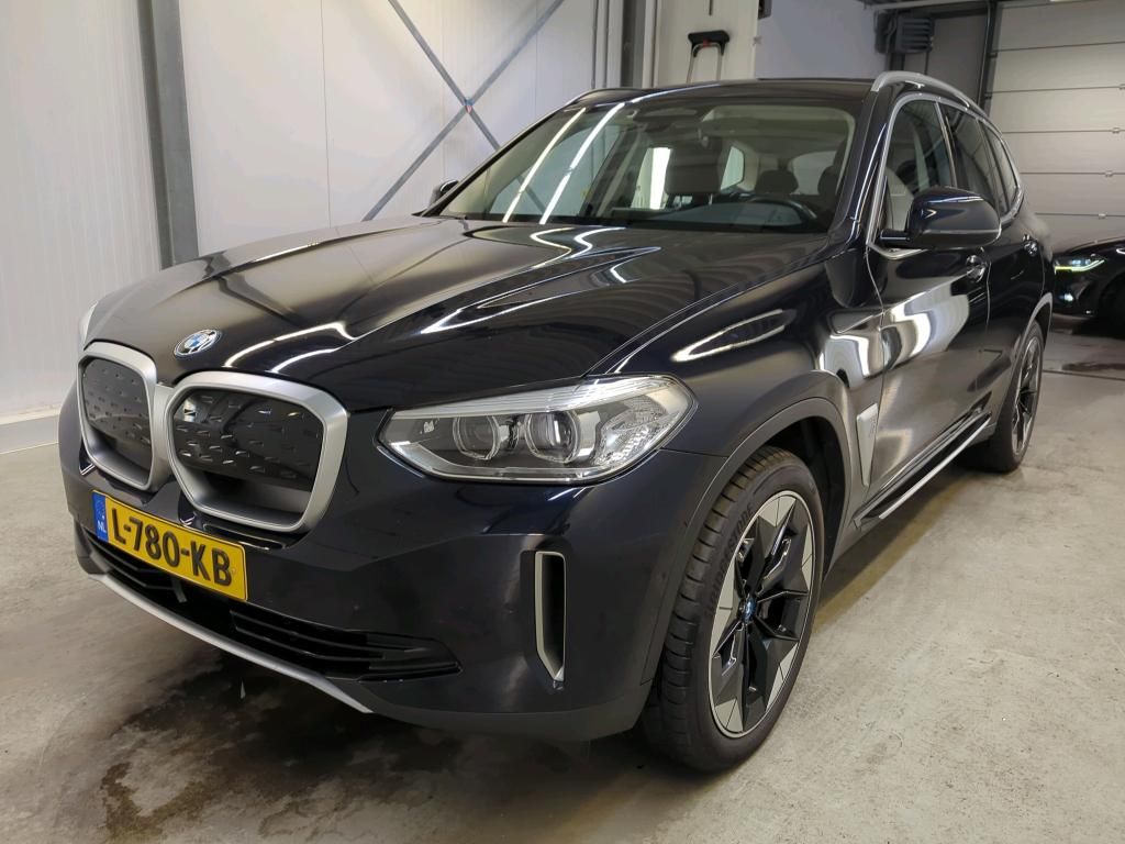 BMW iX3 2021