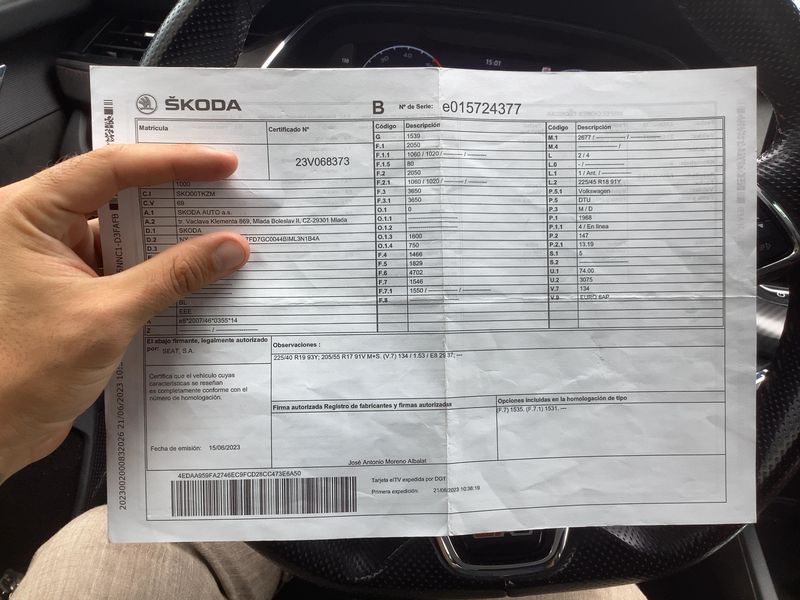 Skoda Octavia 2.0 TDI RS 2023 – снимка 21