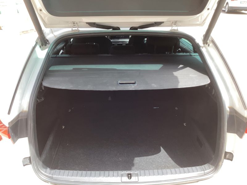Skoda Octavia 2.0 TDI RS 2023 – снимка 15