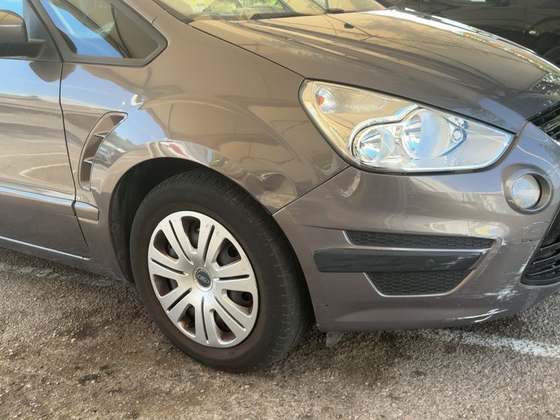 Ford S-Max 2.0 TDCi Trend — zdjęcie 8