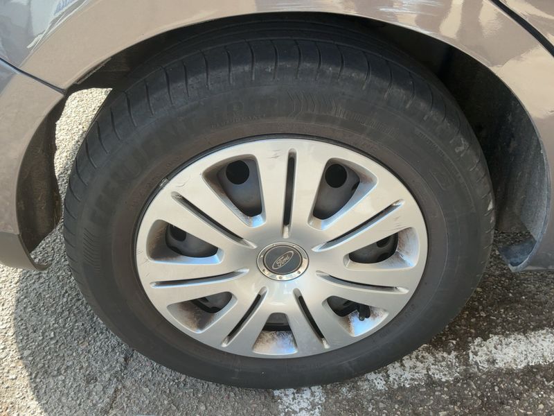 Ford S-Max 2.0 TDCi Trend 2013 – снимка 9