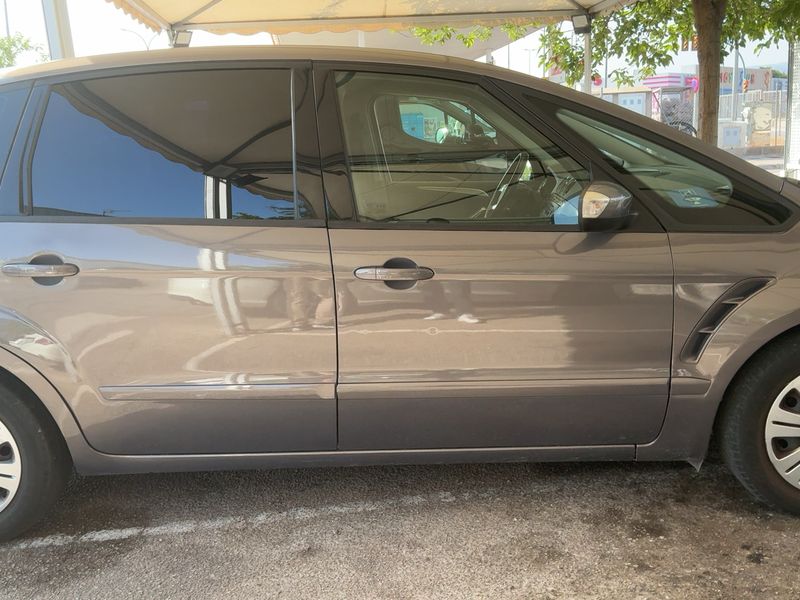 Ford S-Max 2.0 TDCi Trend — zdjęcie 7