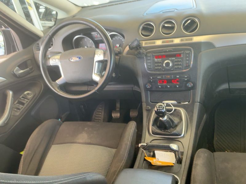 Ford S-Max 2.0 TDCi Trend — zdjęcie 12
