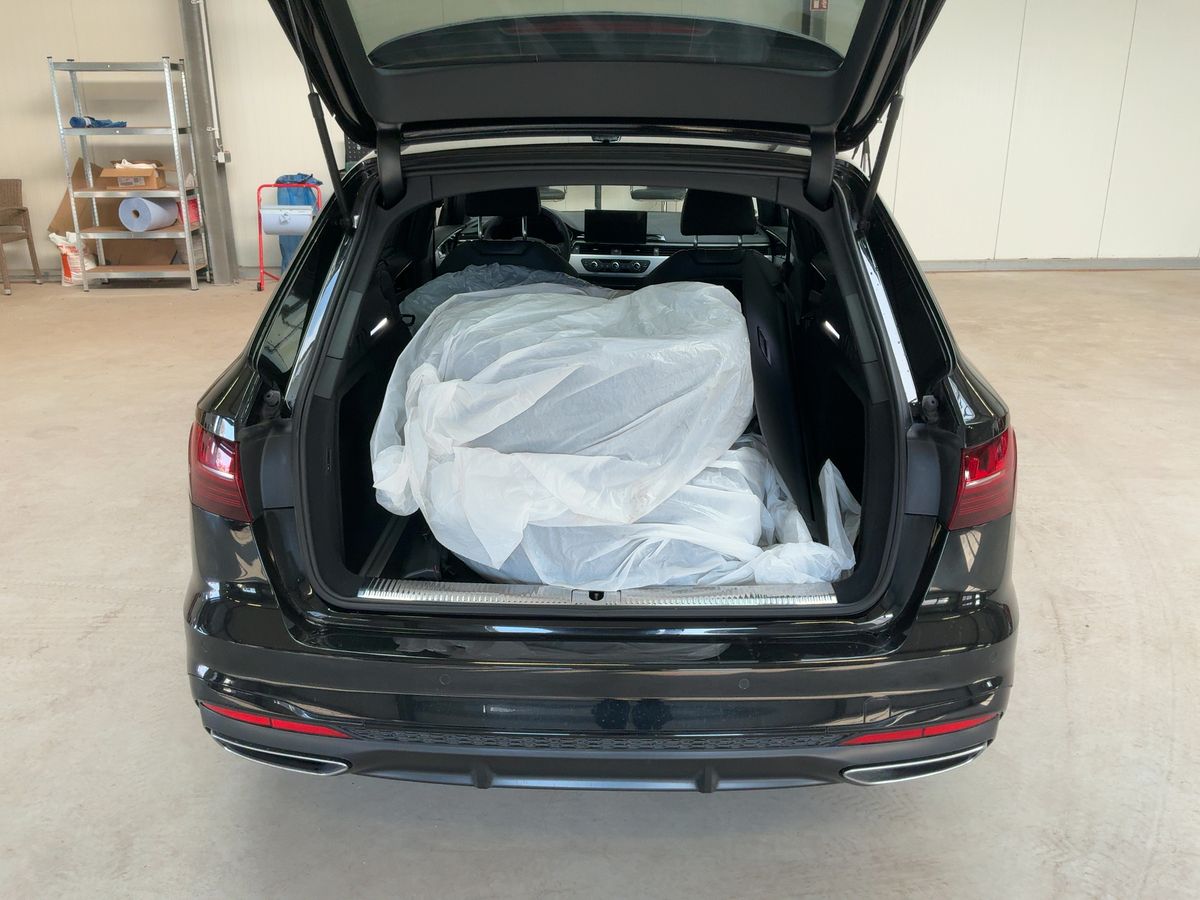 Audi A4 2023 — photo 17