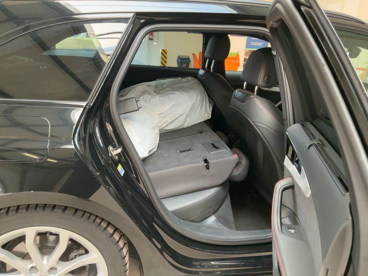 Audi A4 2023 — photo 21