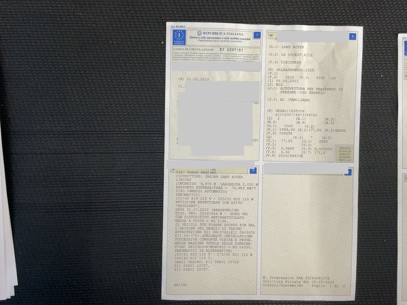 Land Rover Discovery 5 2.0 TD Sd4 SD4 HSE — zdjęcie 15