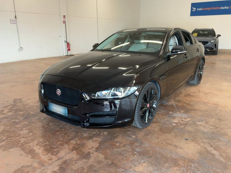 Jaguar XE 20d Portfolio