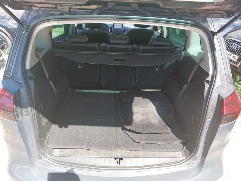 Opel Zafira Tourer 1.6 CDTI Cosmo Pack — zdjęcie 9