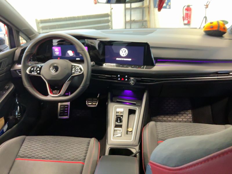 Volkswagen Golf VIII 2.0 TSI GTI Clubsport 2021 – снимка 18
