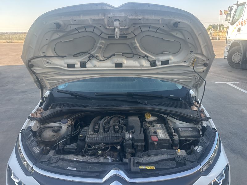 Citroen C3 1.2 PureTech Feel — zdjęcie 8