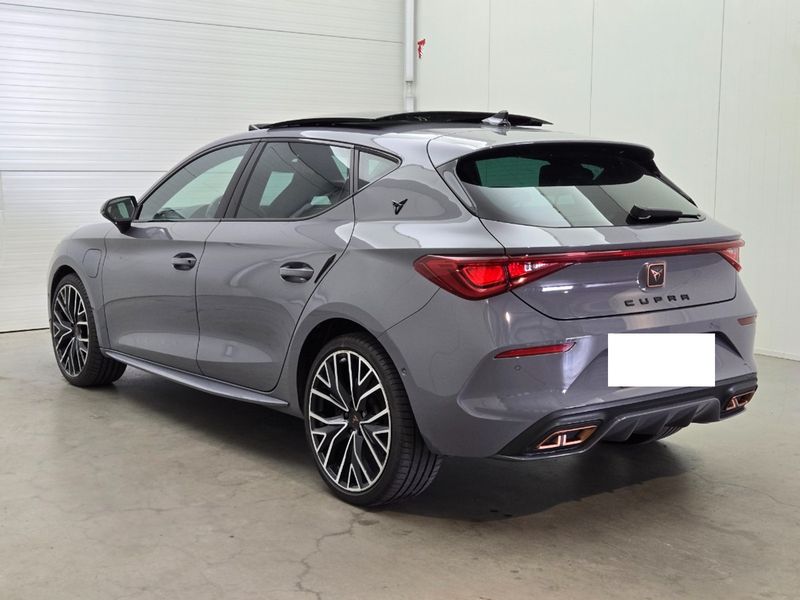 Cupra Leon 1.4 e-HYBRID — zdjęcie 2