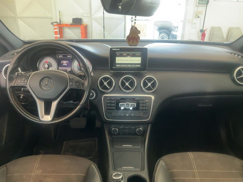 Mercedes-Benz A-Klasse A 200 CDI Urban — zdjęcie 12