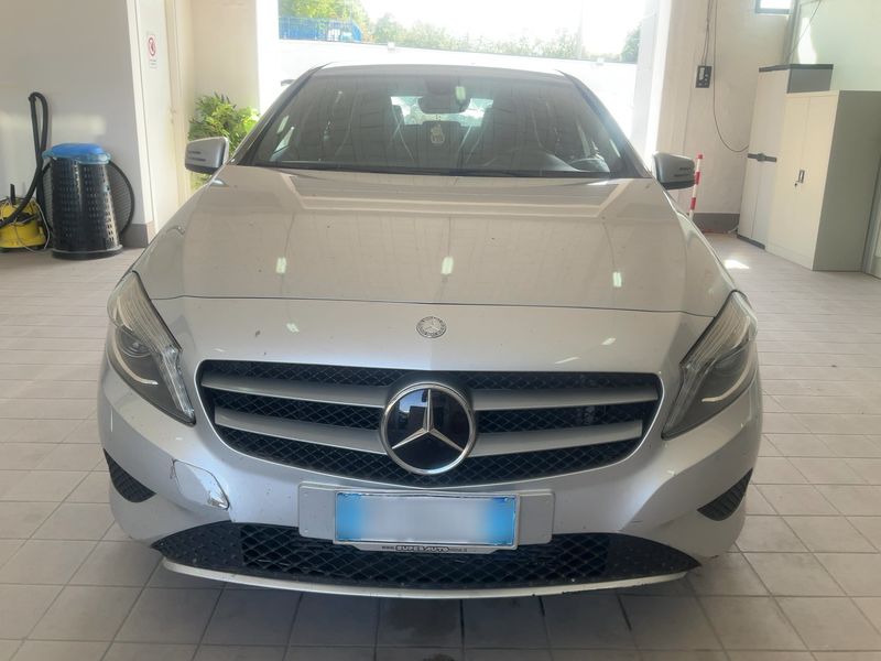 Mercedes-Benz A-Klasse A 200 CDI Urban — zdjęcie 9
