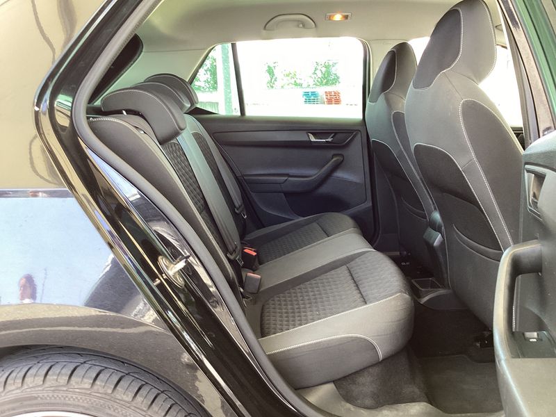 Skoda Fabia 1.0 TSI Monte Carlo — zdjęcie 14