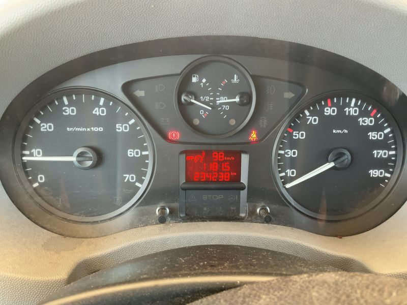 Fiat Scudo 2.0 JTDM L1H1 120 Multijet — zdjęcie 13