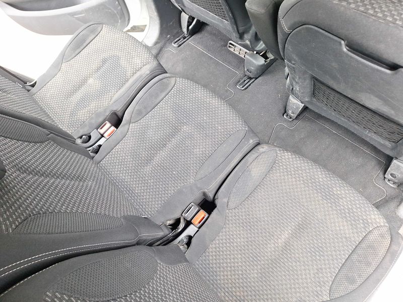 Citroen C4 Picasso 1.6 HDi Confort 2013 – снимка 46