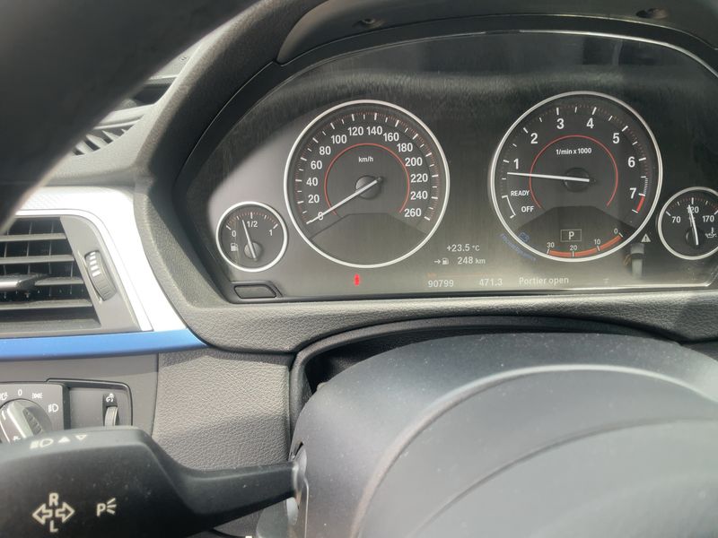 BMW 3er 330i xDrive M Sport — zdjęcie 13
