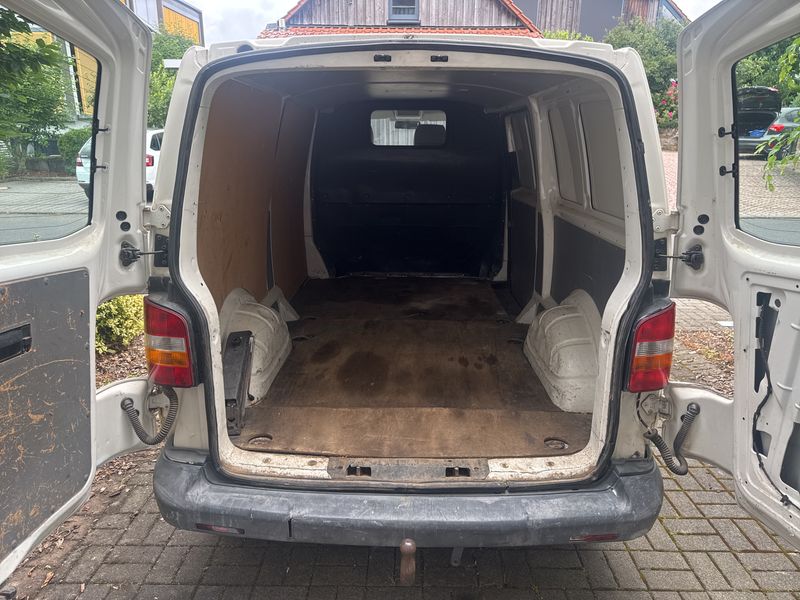 Volkswagen T5 Transporter 1.9 TDI Kasten lang — zdjęcie 9