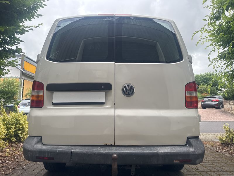 Volkswagen T5 Transporter 1.9 TDI Kasten lang — zdjęcie 4