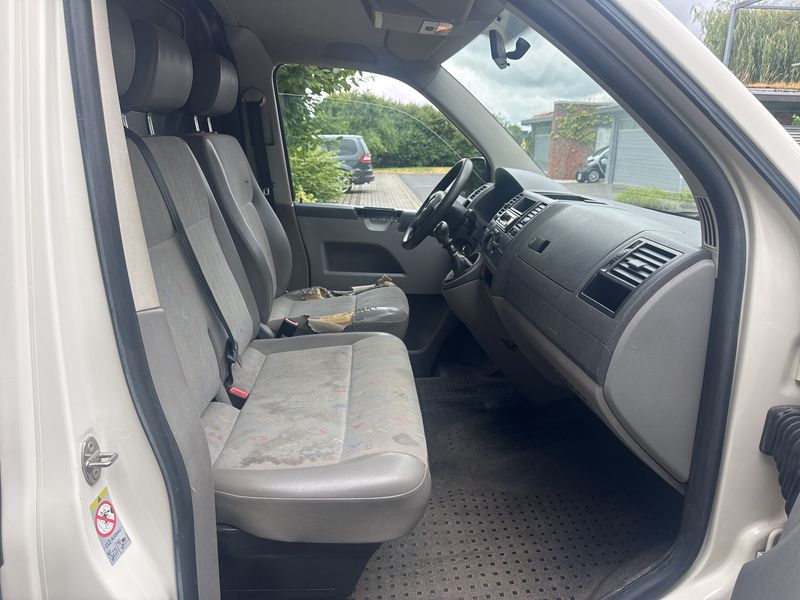 Volkswagen T5 Transporter 1.9 TDI Kasten lang — zdjęcie 10