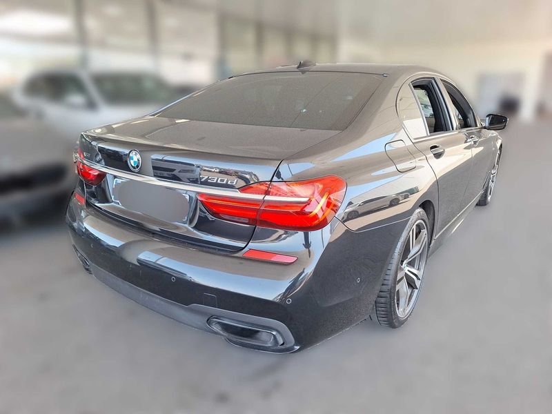 BMW 7er 730d xDrive M Sport — zdjęcie 5