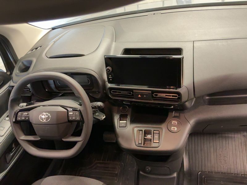 Toyota ProAce City 1.5 D-4D L1 Comfort — zdjęcie 12