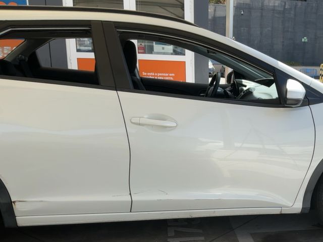 Honda Civic 1.6 DTEC Elegance — zdjęcie 7